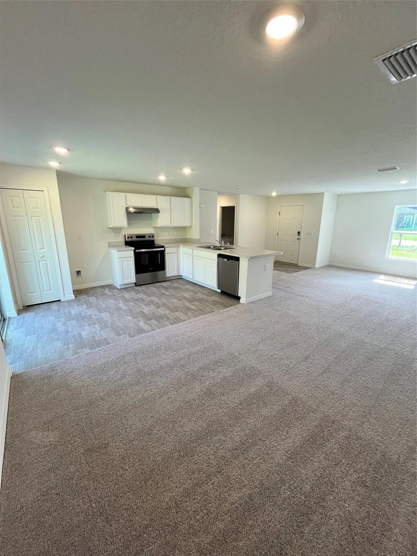 4215 Wanda Street Hastings FL 32145