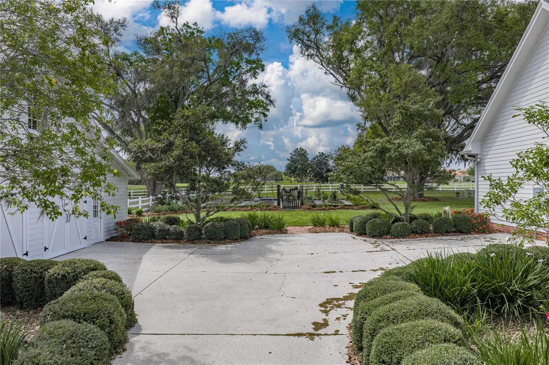34428 Mission Valley Drive Dade City FL 33525