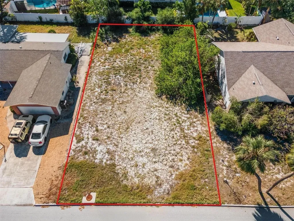 164 2nd Street W St Petersburg FL 33715