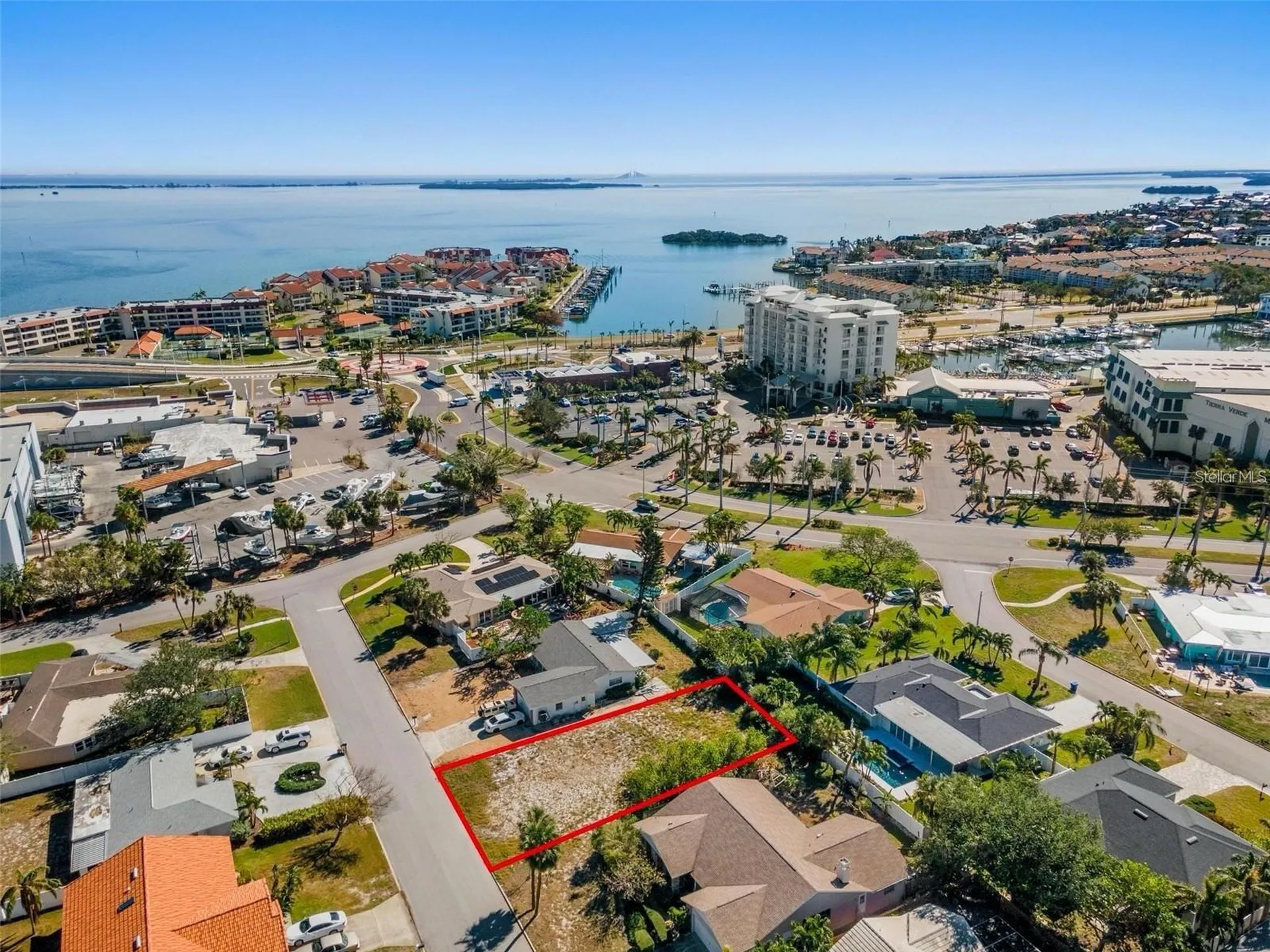 164 2nd Street W St Petersburg FL 33715