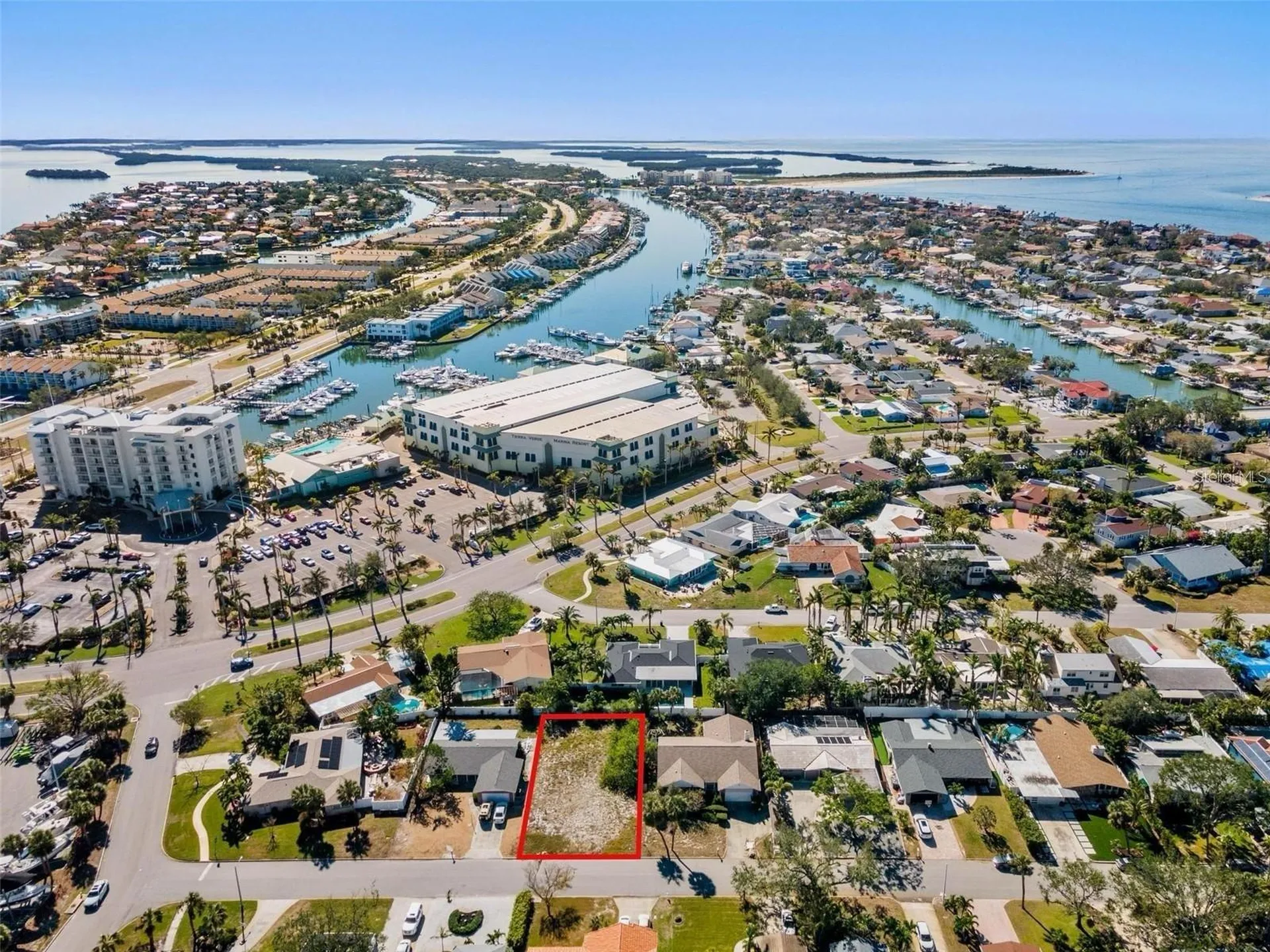164 2nd Street W St Petersburg FL 33715