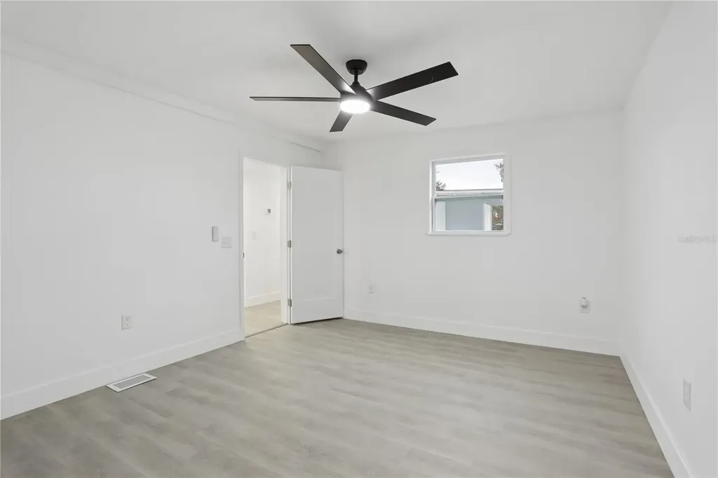 1605 8th Street Orlando FL 32820