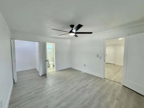 1605 8th Street Orlando FL 32820