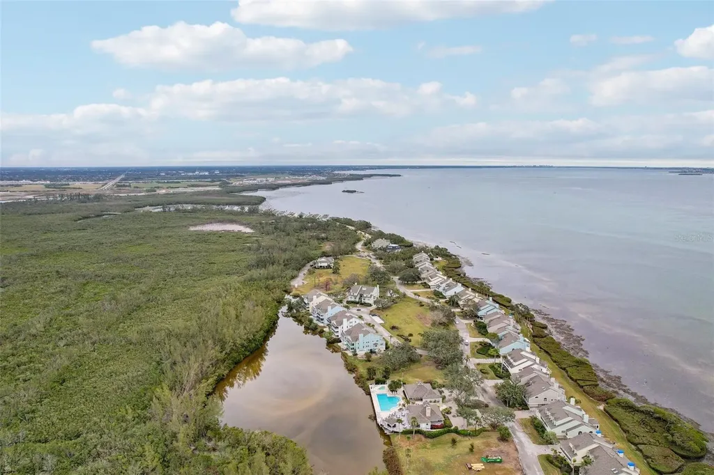 120 Tidy Island Boulevard Bradenton FL 34210