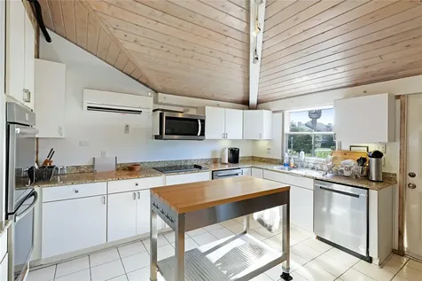 120 Tidy Island Boulevard Bradenton FL 34210