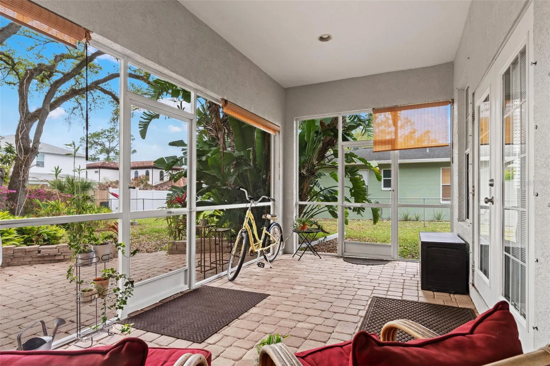 1202 W Coral Street Tampa FL 33602