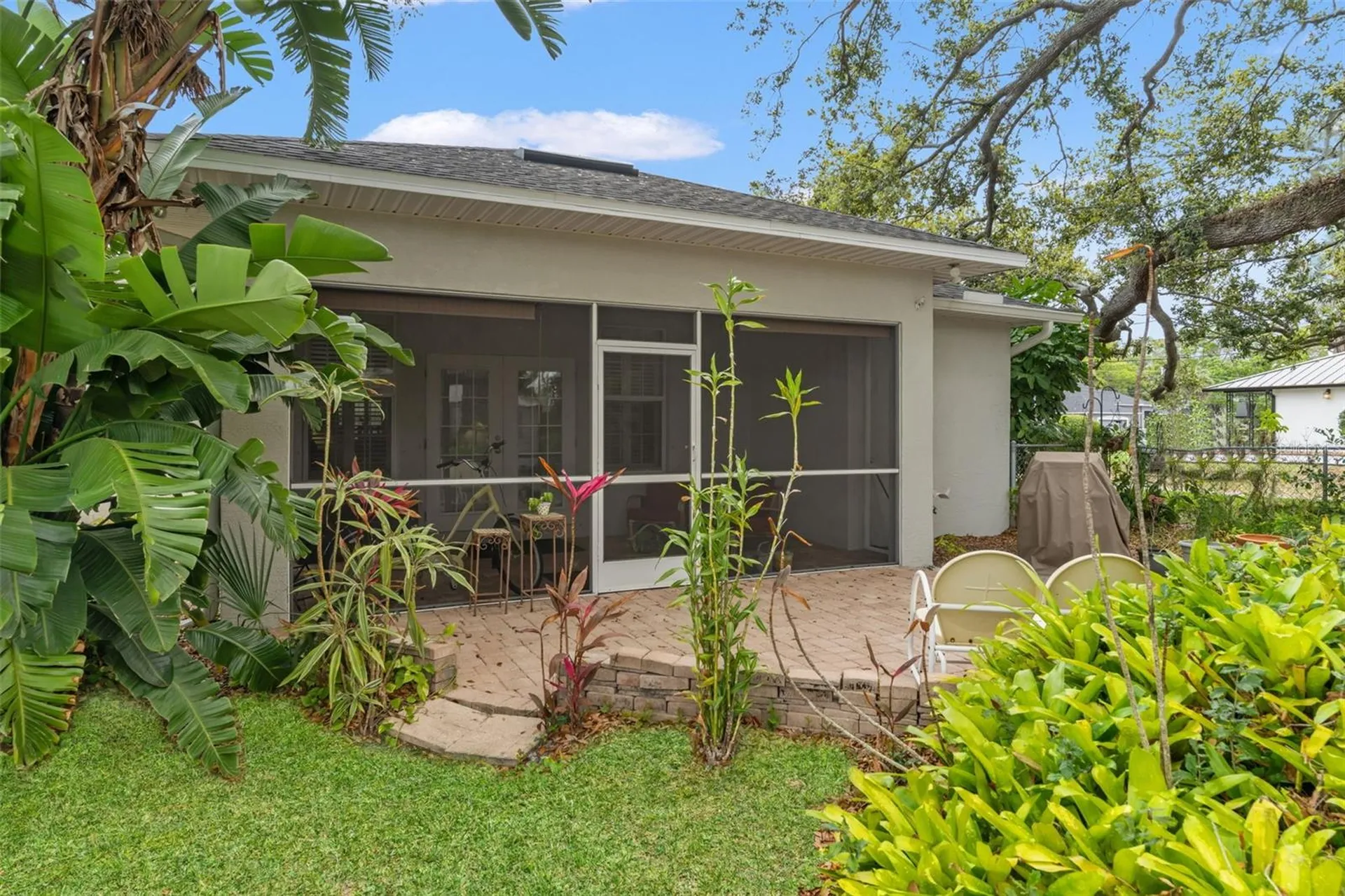 1202 W Coral Street Tampa FL 33602