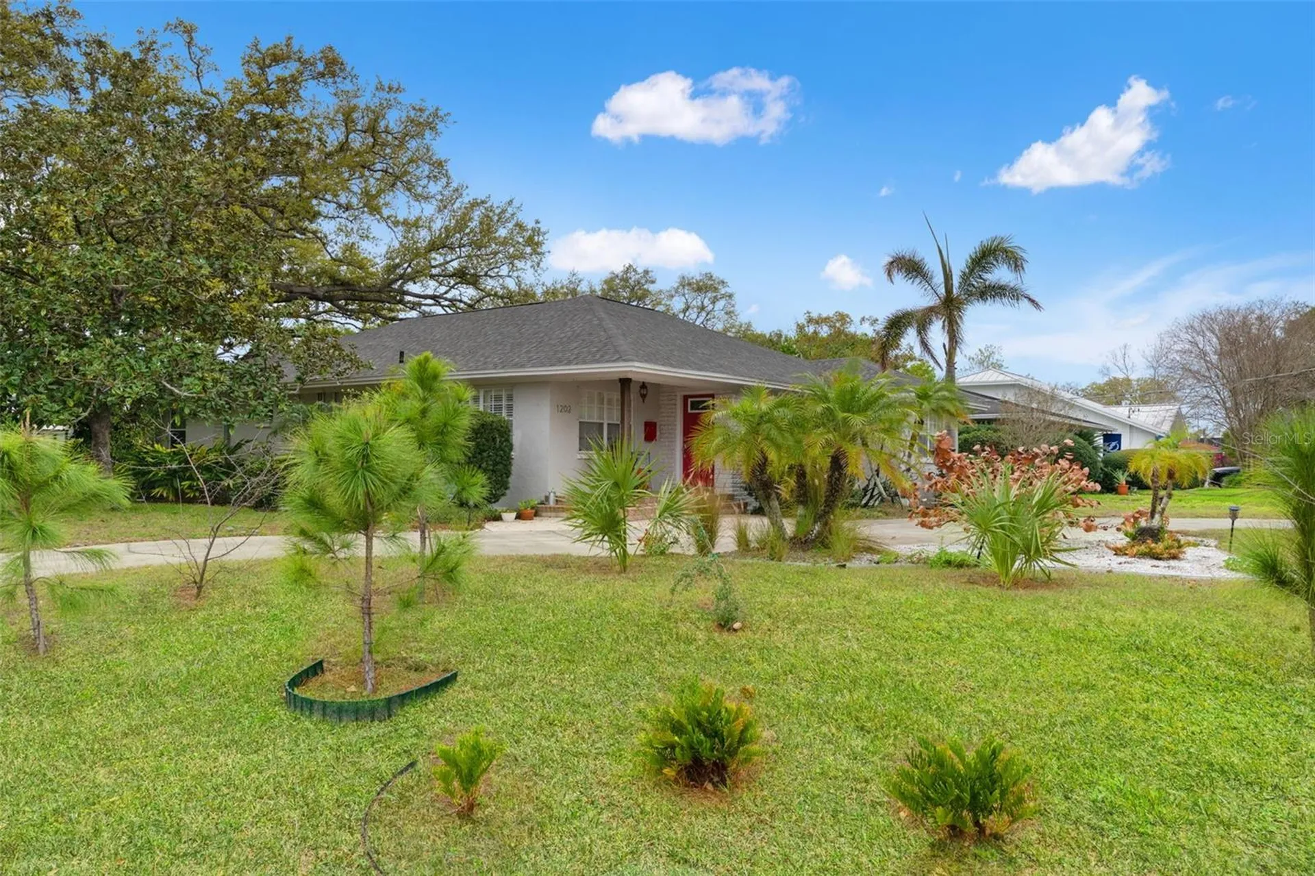 1202 W Coral Street Tampa FL 33602