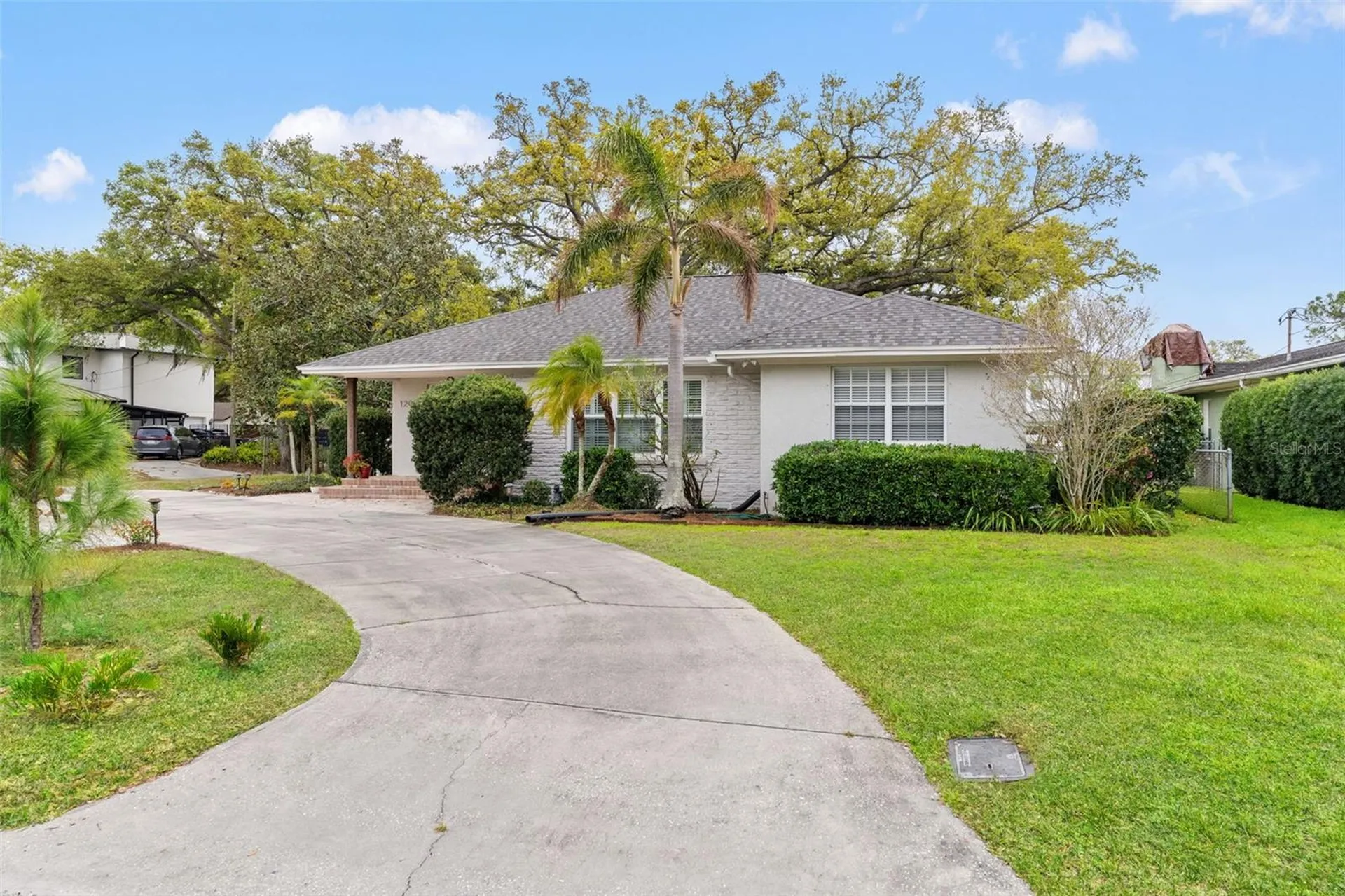 1202 W Coral Street Tampa FL 33602