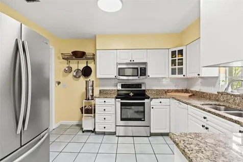 1202 W Coral Street Tampa FL 33602