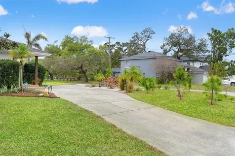 1202 W Coral Street Tampa FL 33602