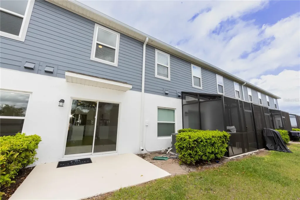 2879 Narcoossee Commons Way St Cloud FL 34771