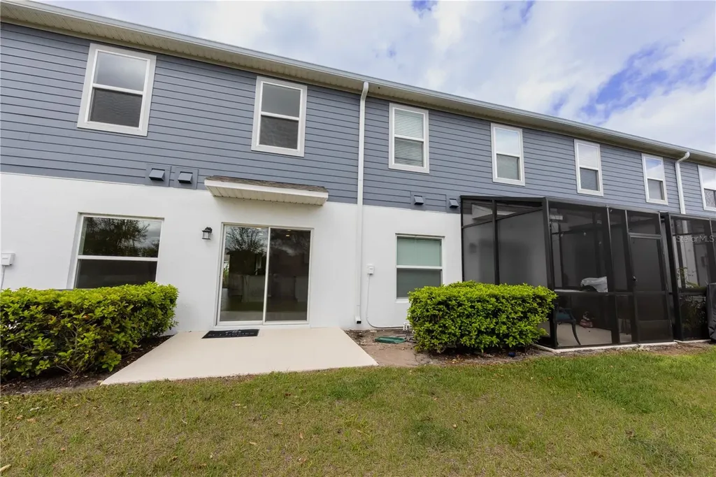 2879 Narcoossee Commons Way St Cloud FL 34771