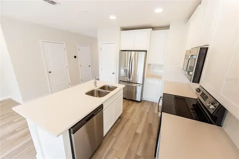 2879 Narcoossee Commons Way St Cloud FL 34771
