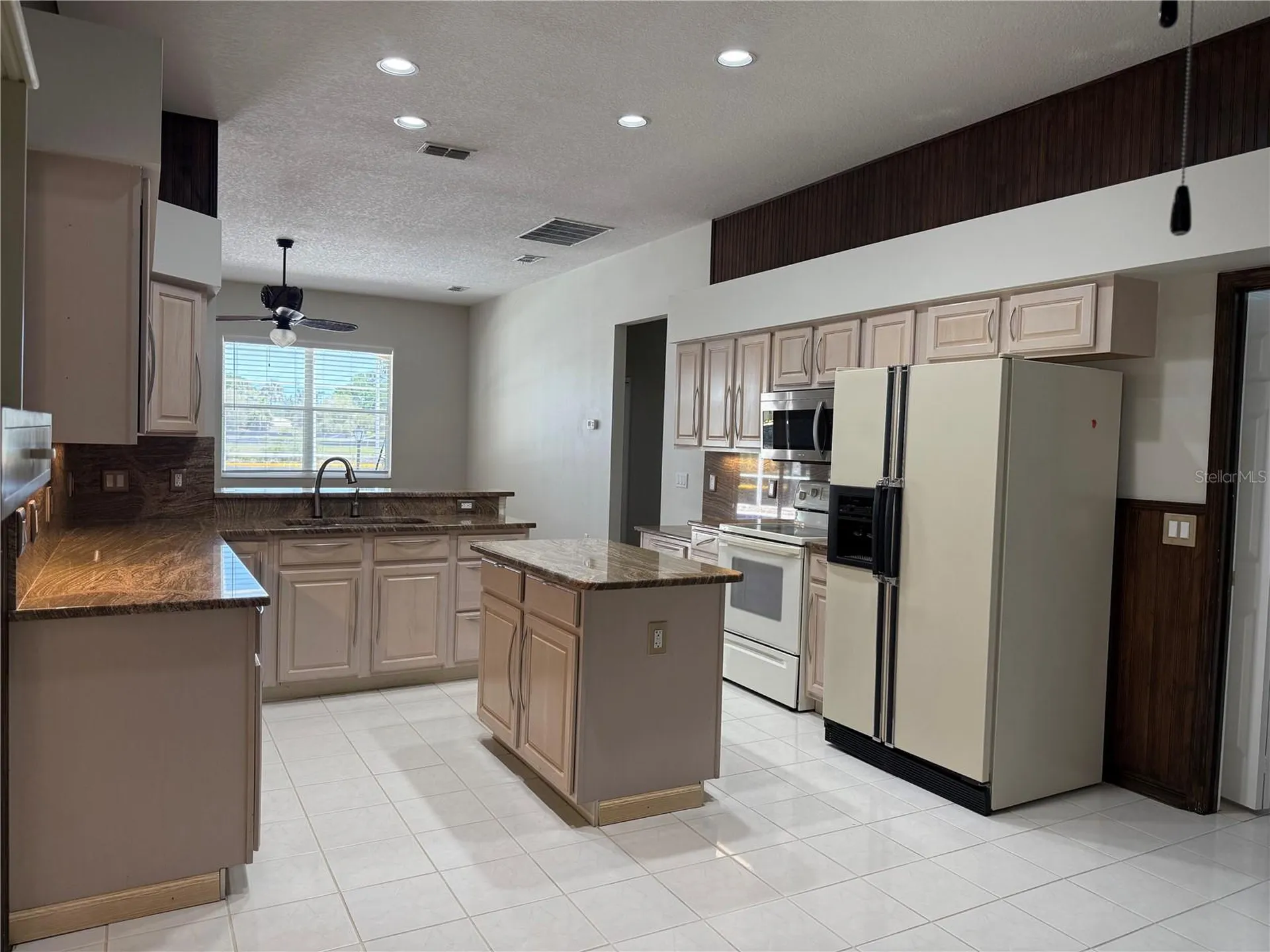 2637 Shinoak Drive Orlando FL 32837