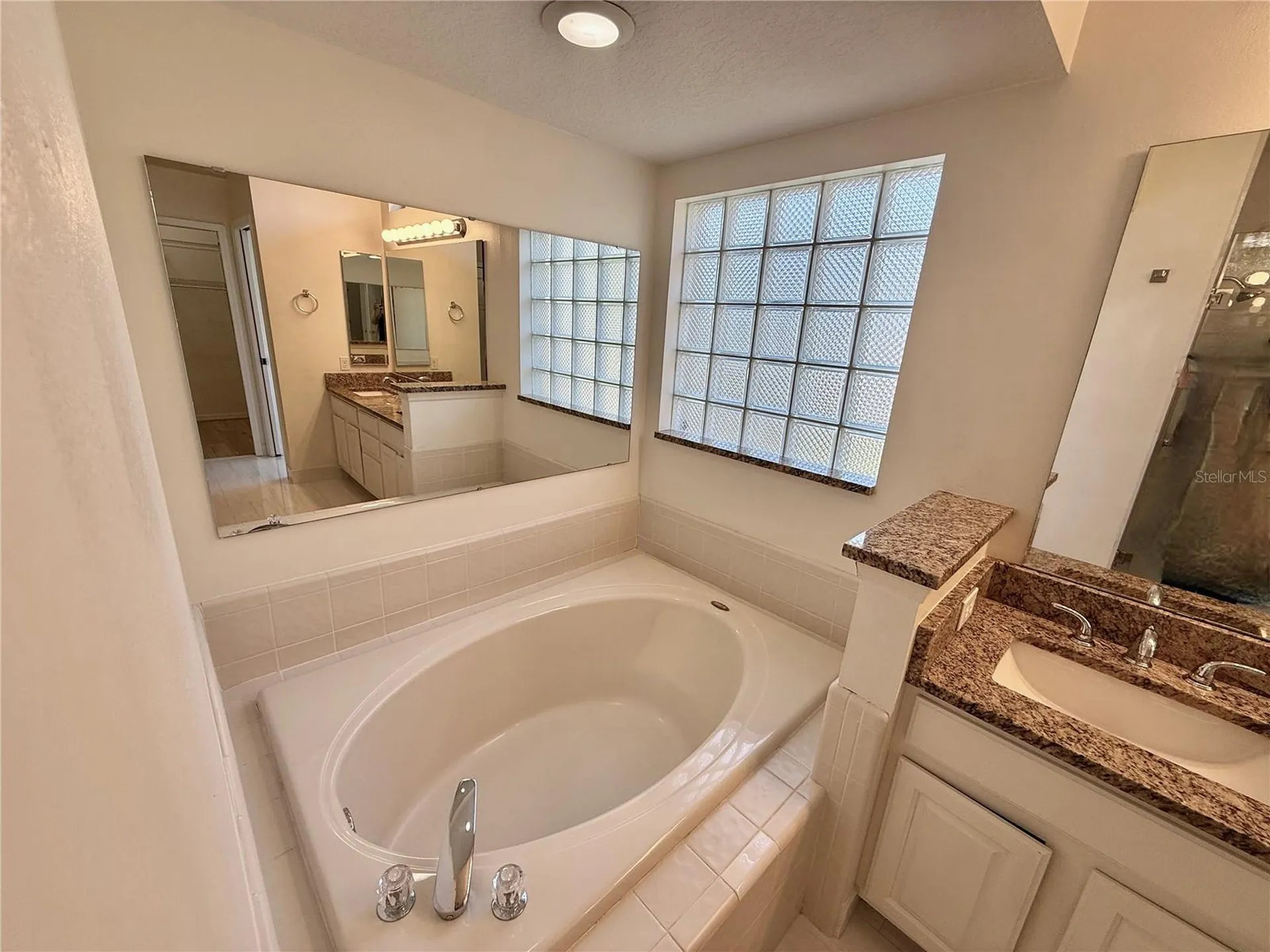2637 Shinoak Drive Orlando FL 32837