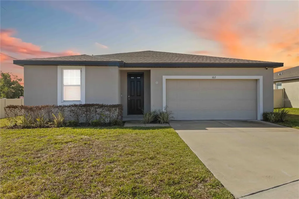 102 Lovely Court Plant City FL 33566