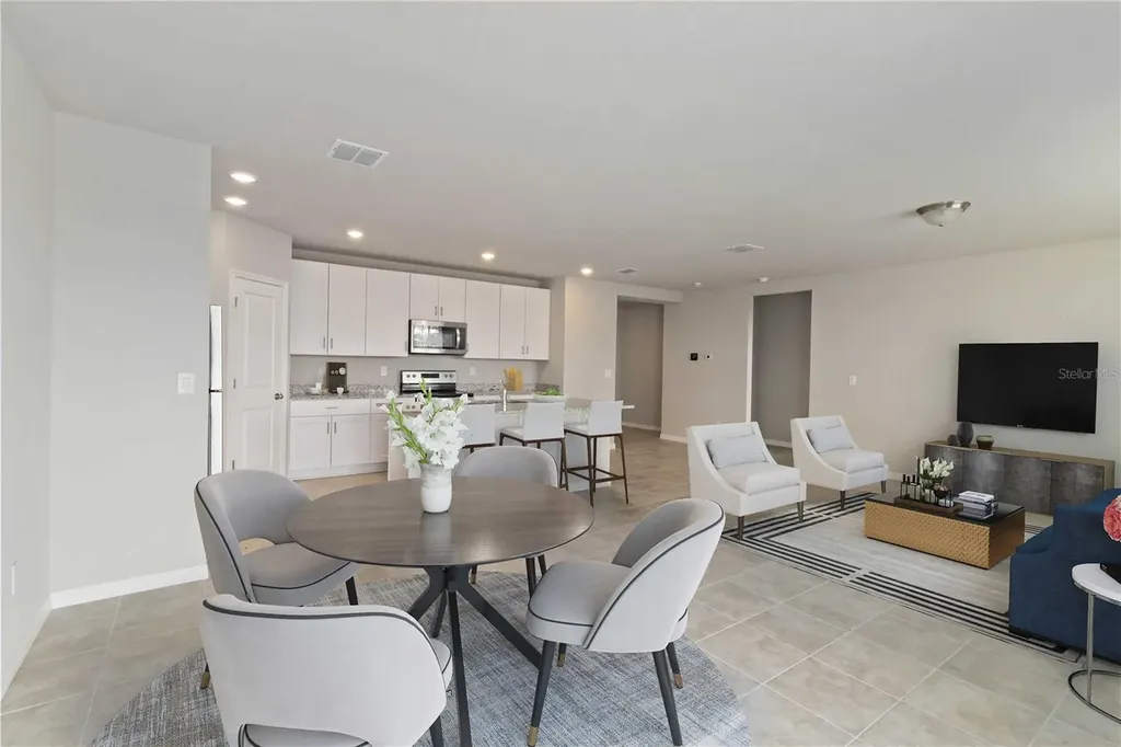 102 Lovely Court Plant City FL 33566