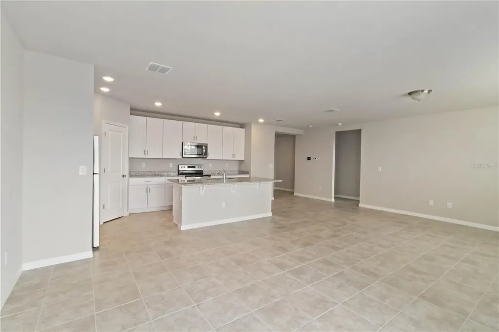 102 Lovely Court Plant City FL 33566