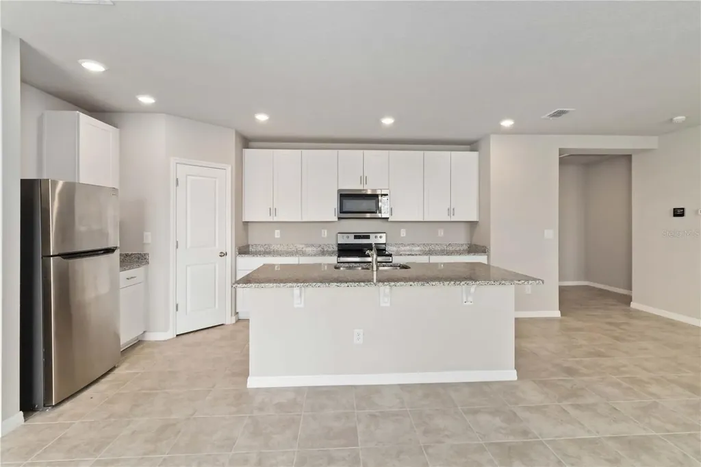 102 Lovely Court Plant City FL 33566