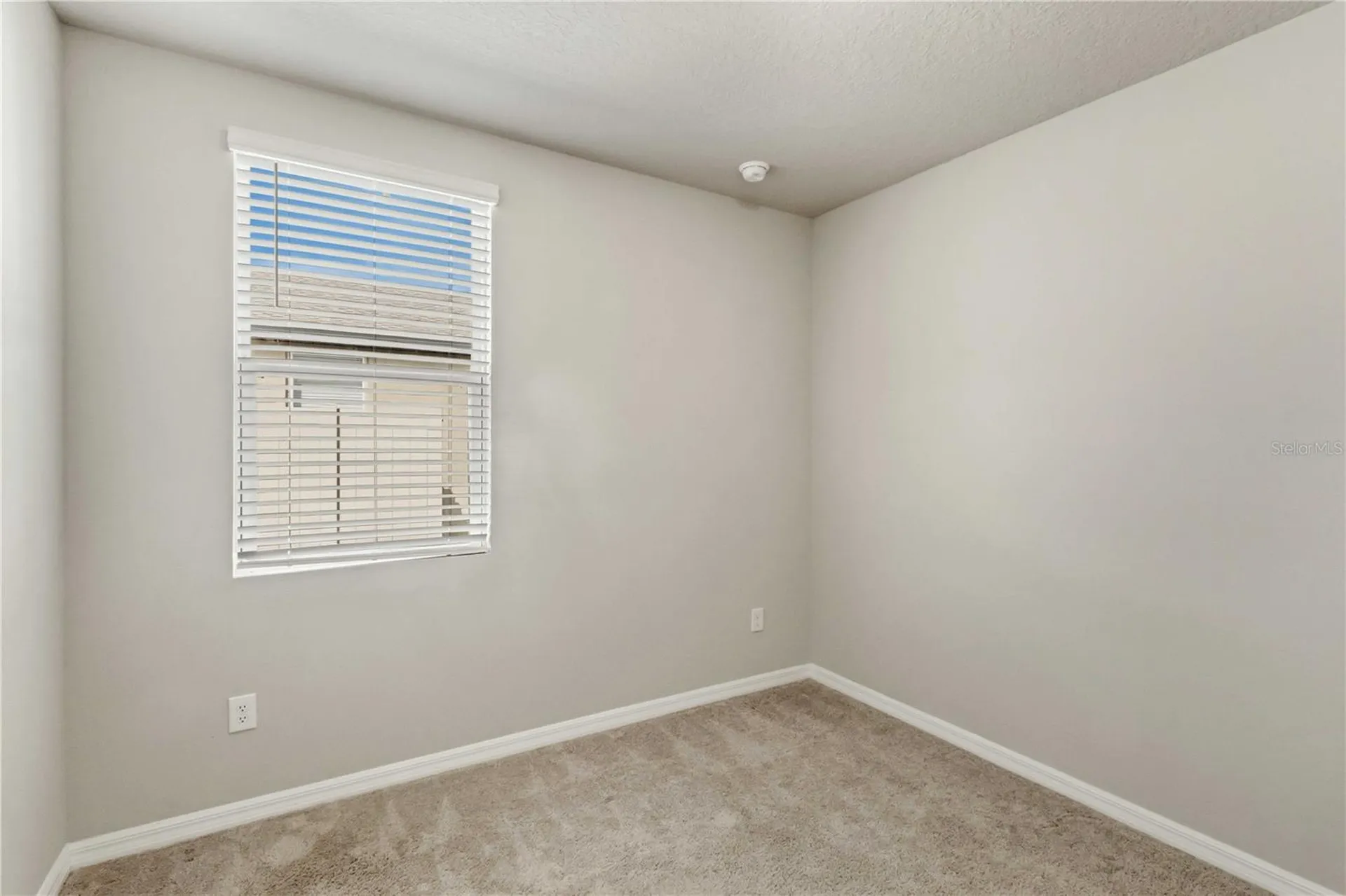 102 Lovely Court Plant City FL 33566