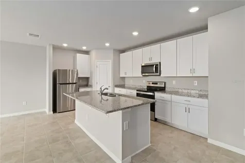 102 Lovely Court Plant City FL 33566