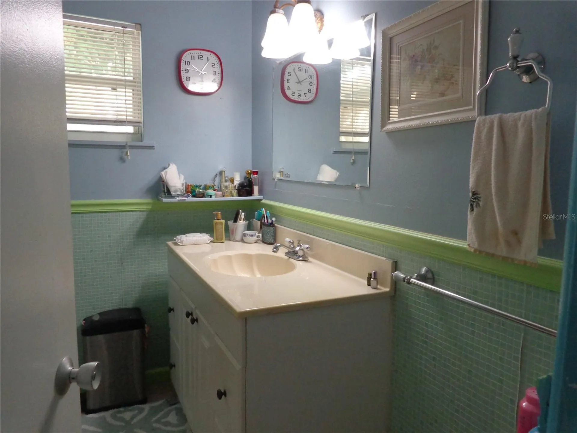 6165 26th Avenue N St Petersburg FL 33710