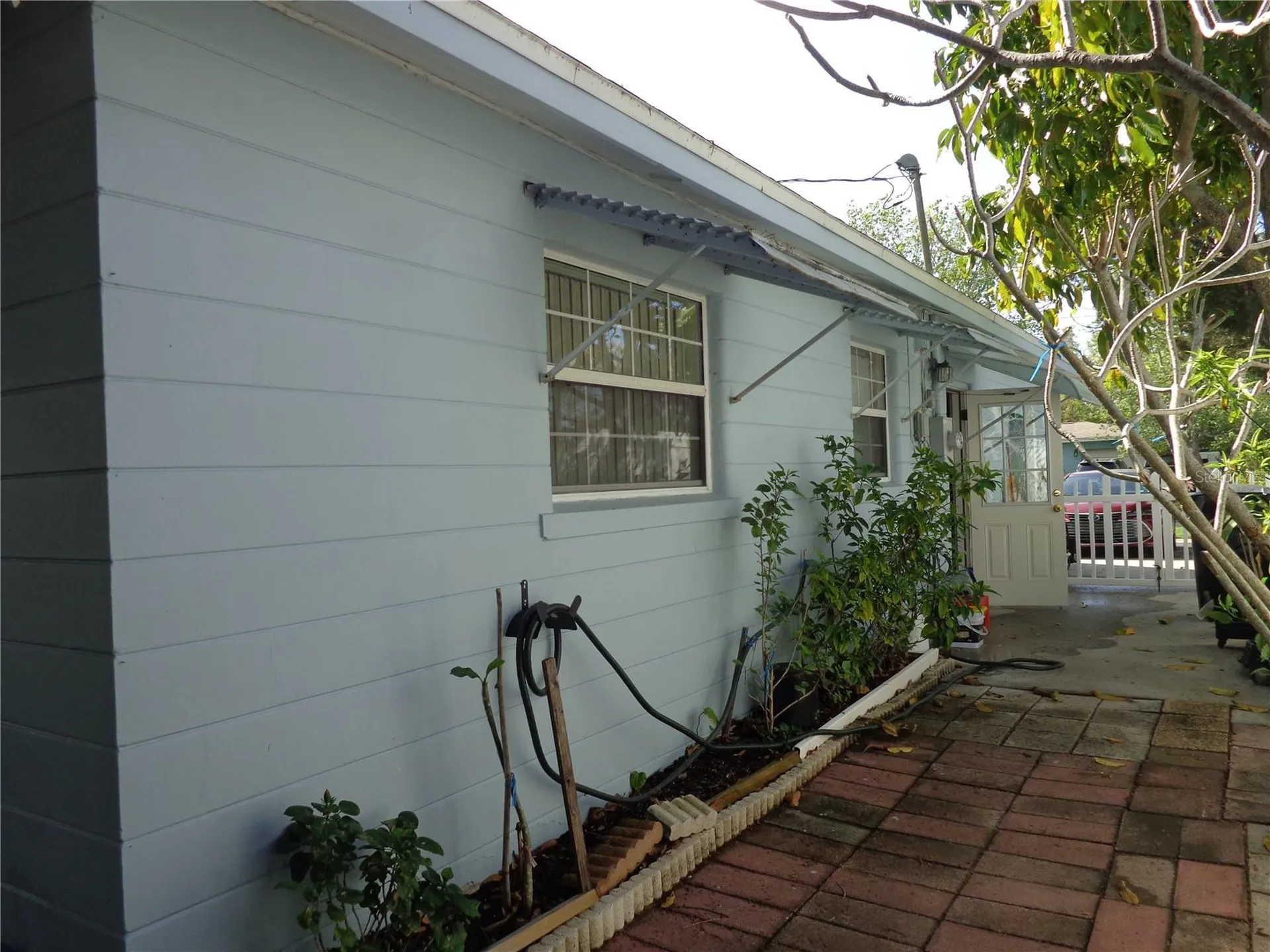 6165 26th Avenue N St Petersburg FL 33710