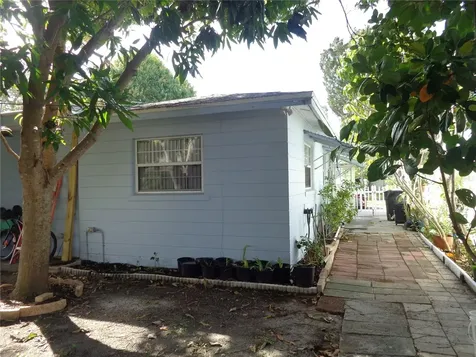 6165 26th Avenue N St Petersburg FL 33710