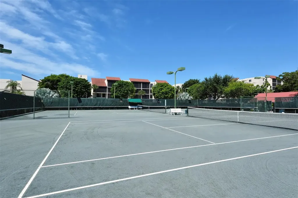 1925 Gulf Of Mexico Drive Longboat Key FL 34228