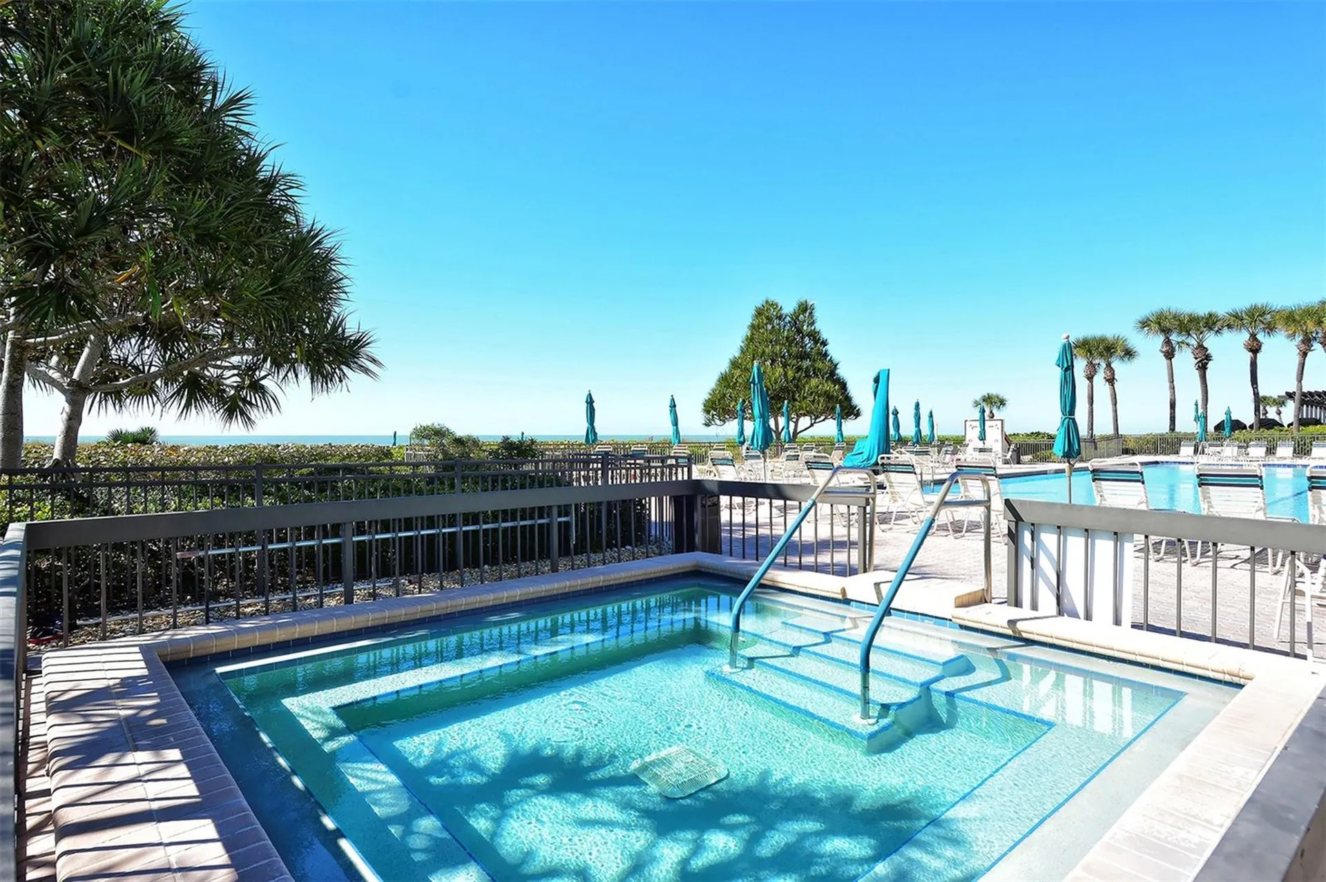 1925 Gulf Of Mexico Drive Longboat Key FL 34228