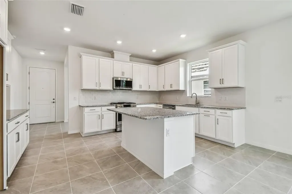 18135 Cherished Loop Lakewood Ranch FL 34211