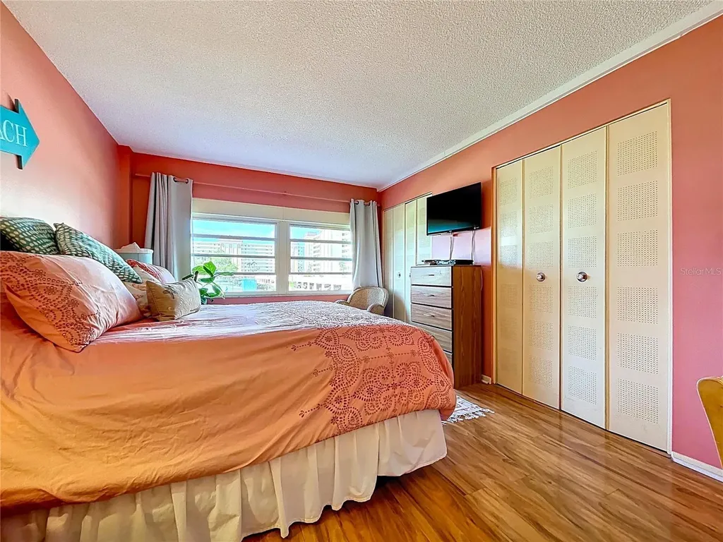 4650 Cove Circle St Petersburg FL 33708