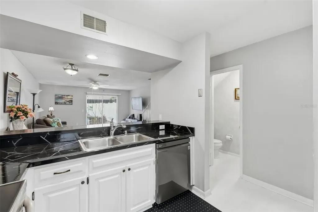 16143 Rambling Vine Drive E Tampa FL 33624
