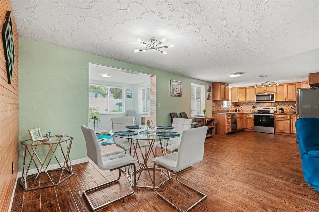 5828 1st Avenue New Port Richey FL 34652