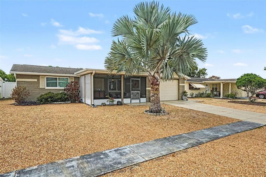5828 1st Avenue New Port Richey FL 34652