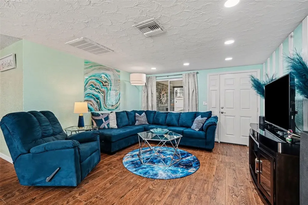 5828 1st Avenue New Port Richey FL 34652