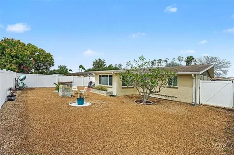 5828 1st Avenue New Port Richey FL 34652