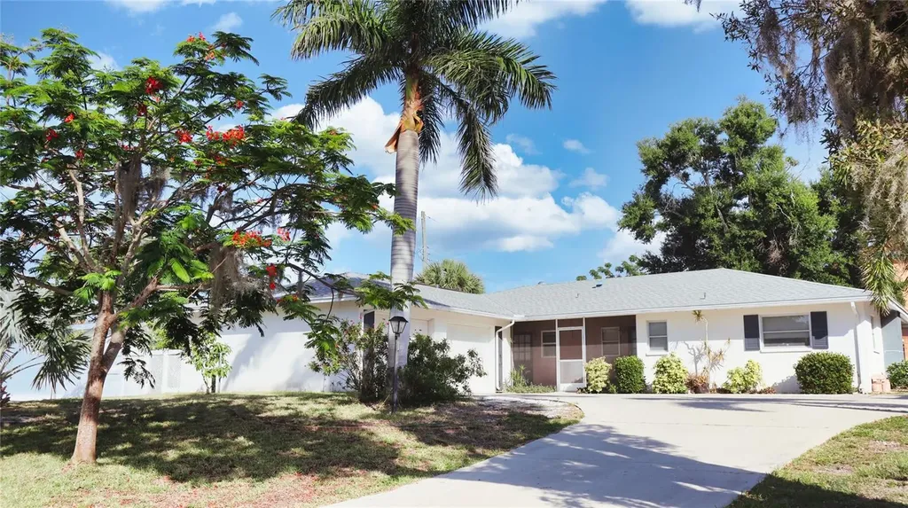 2118 Michele Drive Sarasota FL 34231