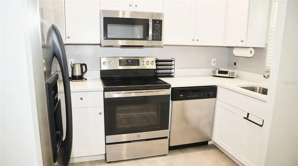 2118 Michele Drive Sarasota FL 34231