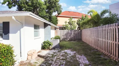 2118 Michele Drive Sarasota FL 34231