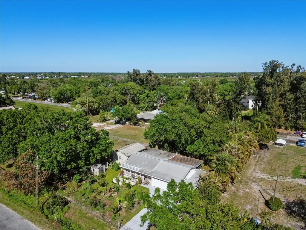 2303 45th Street E Bradenton FL 34208