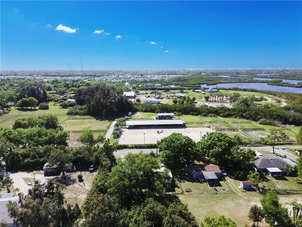 2303 45th Street E Bradenton FL 34208