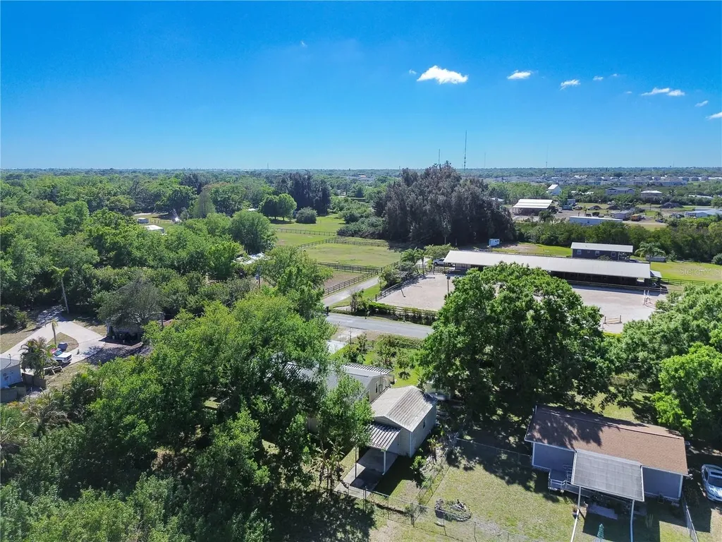 2303 45th Street E Bradenton FL 34208