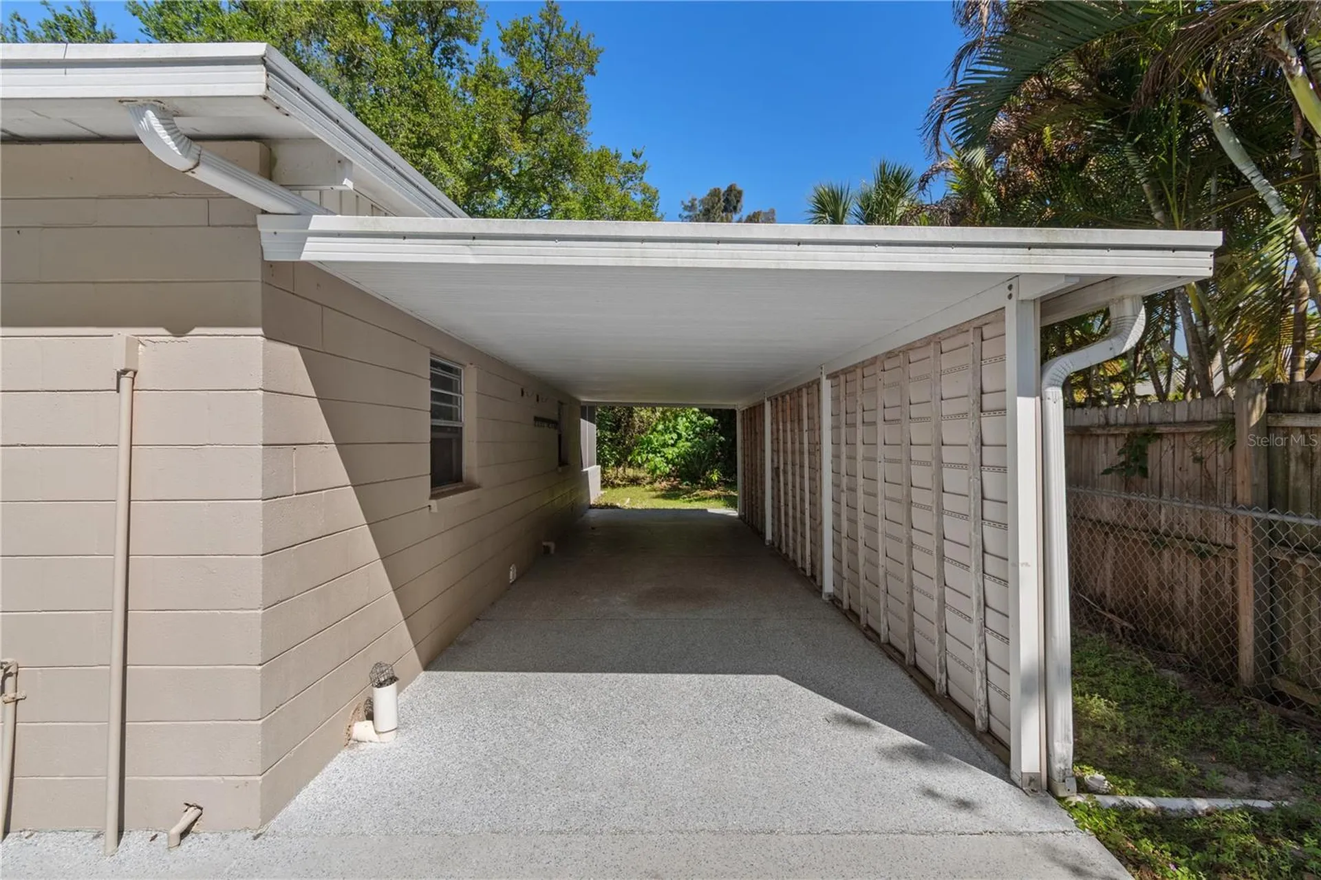 2303 45th Street E Bradenton FL 34208