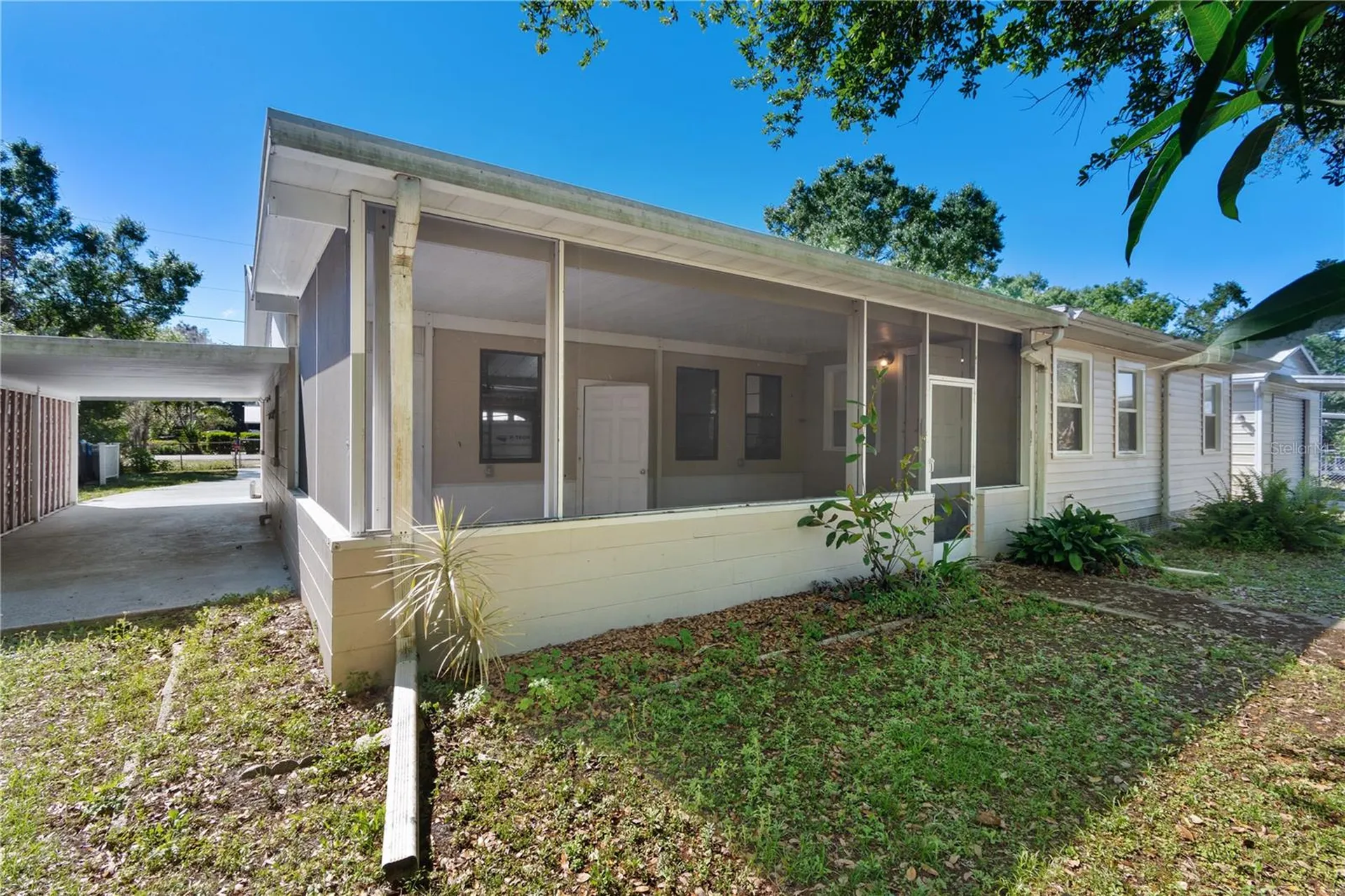 2303 45th Street E Bradenton FL 34208
