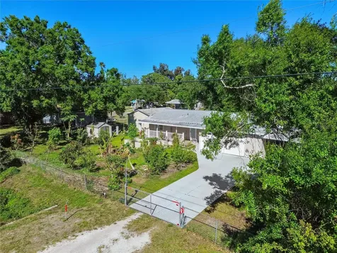2303 45th Street E Bradenton FL 34208