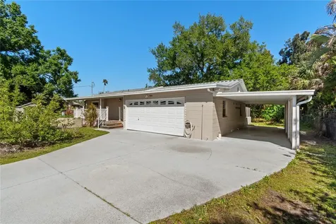 2303 45th Street E Bradenton FL 34208