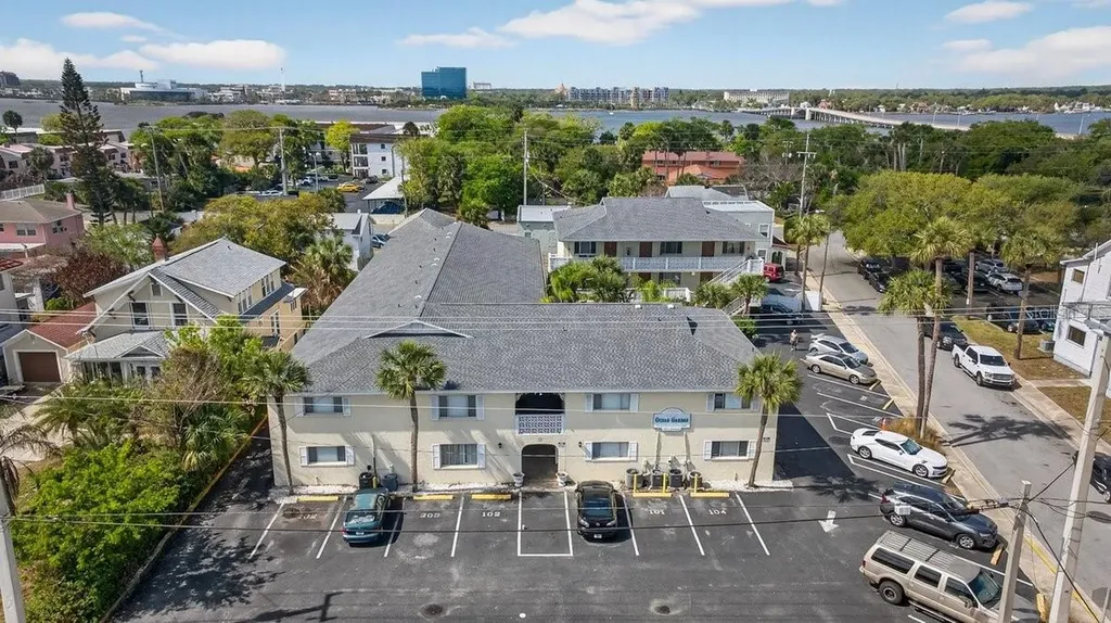 102 S Peninsula Drive Daytona Beach FL 32118