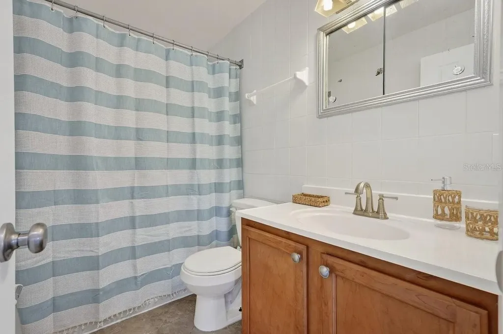 102 S Peninsula Drive Daytona Beach FL 32118